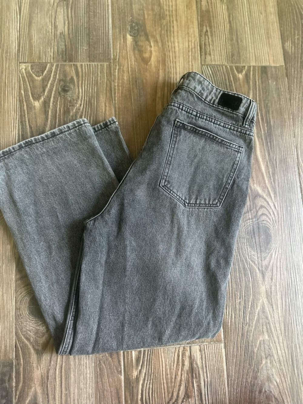 Women's High-Rise Wide Straight Leg Jeans in Washed Gray Black